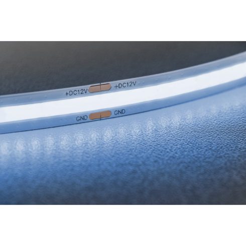 GTV Led szalag COB folytonos 12 V 8,5 W/320 LED/m hideg fehér 5 méter